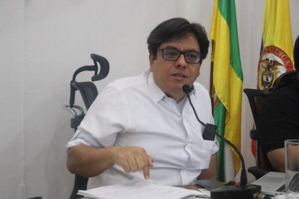 Por malas decisiones gerenciales, neivanos pagan más en sus facturas de energía