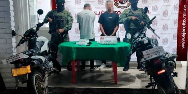 Ejército recuperó a dos menores y capturó a dos hombres cuando realizaban retén ilegal