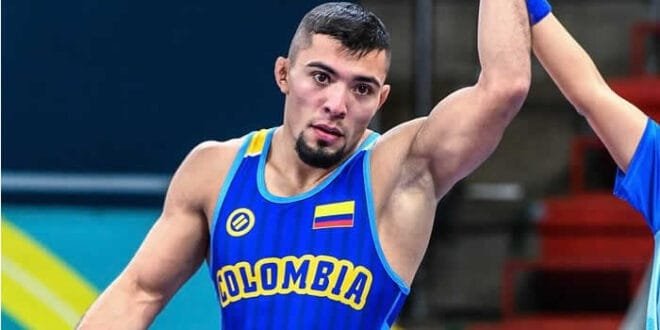 Luchador huilense intervino en clasificatorio preolímpico en México