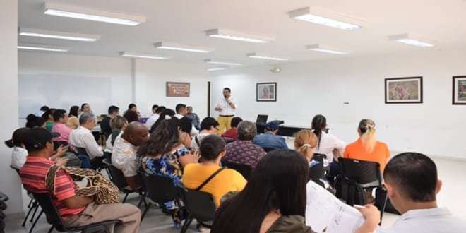 Alcaldía de Neiva y mesa municipal de víctimas del conflicto trabajarán articuladamente