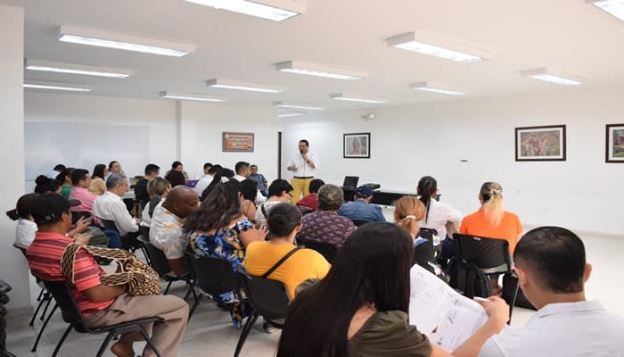 Alcaldía de Neiva y mesa municipal de víctimas del conflicto trabajarán articuladamente