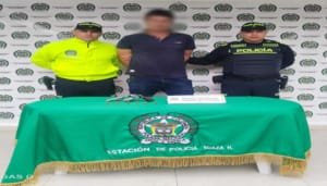 Capturado en Suaza ebrio y con un arma de fuego