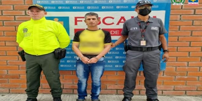 Cárcel a sujeto que se hacía pasar como entrenador de fútbol y con engaños abusó sexualmente de un menor de 12 años