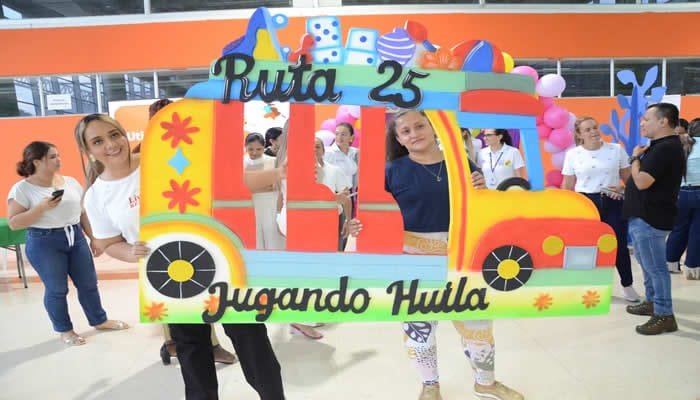 Los huilenses se unen a la Ruta 25 para celebrar el mes de la Niñez
