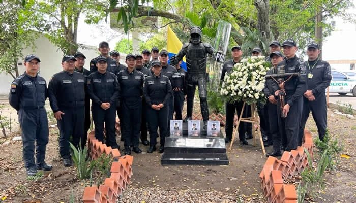 Neiva rindió un sentido y significativo homenaje, a héroes del Grupo de Diálogo Mantenimiento del Orden
