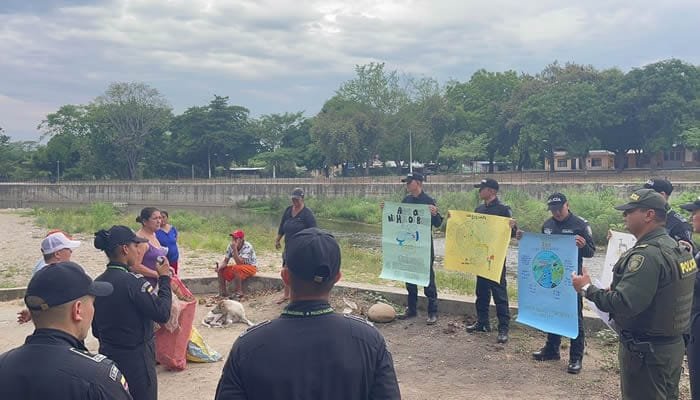 Policía Nacional, viene trabajando por un medio ambiente más limpio para los neivanos