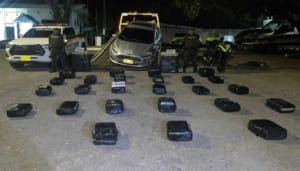 Policía de Carreteras incautó un narcoautomovil
