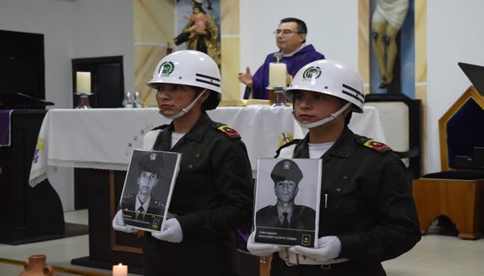 Sentido homenaje a policías asesinados fue acompañado por la Alcaldía de Neiva