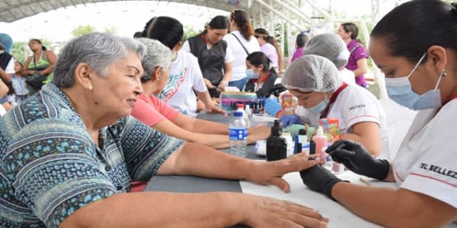 Con brigada de salud y oferta de servicios culminó programación del mes de la Mujer