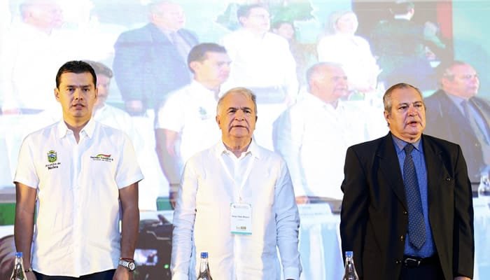 Audiencia sobre regiones autonómicas en Neiva