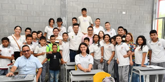 Reapertura del Colegio Rodrigo Lara en el sur de Neiva