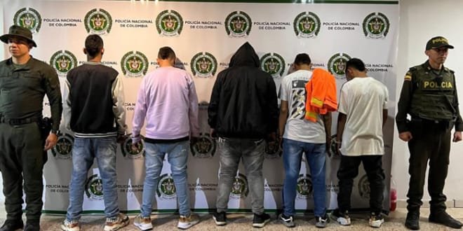 Cinco personas capturadas por intervenir en una riña