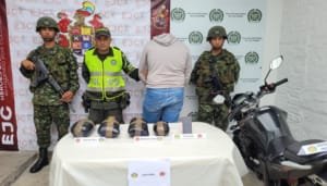 Detenido individuo con coca en su poder