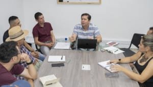 Mesa de trabajo entre la Gobernación y organizaciones campesinas