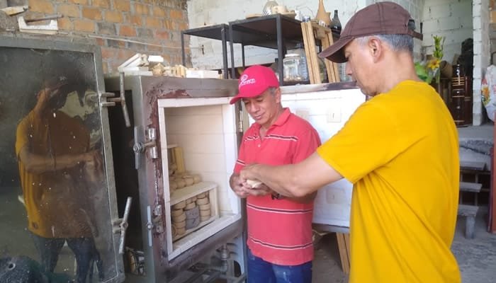 Artesanos de Pitalito en busca de un importante paso