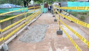Trabajos con puente que comunica con Elías