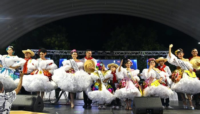Comuna Uno dio inicio a las Rondas Sampedrinas