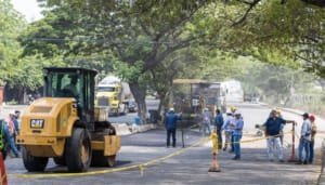 Trabajos de reparcheo en las vías de Neiva