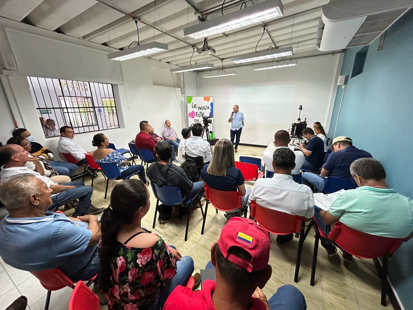 Socializado plan plurianual de inversiones en Garzón