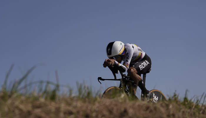 Daniel Martínez ahora es tercero en el Giro d’Italia