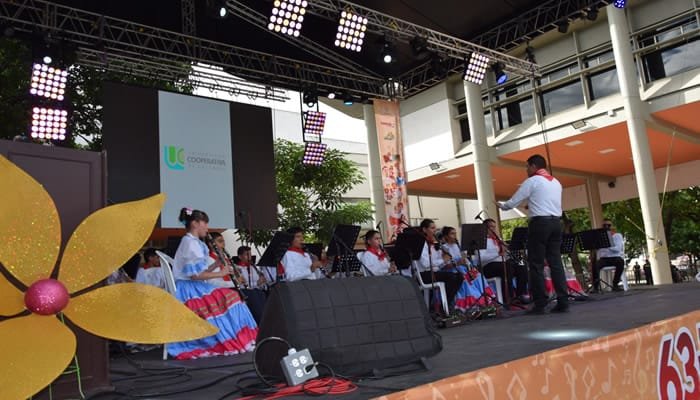 Efectuado encuentro de bandas municipales