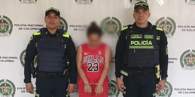 Detenida mujer acusada de comercializar estupefacientes