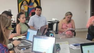 Diálogo entre sector docente y Fiduprevisora