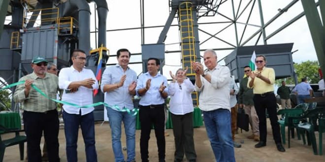 Gobernación también le apunta al sector agrominero