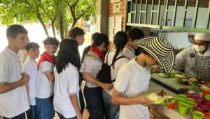 Sabor a San Pedro en el menú escolar de Neiva