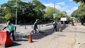 Recuperación de vía al barrio Alberto Galindo