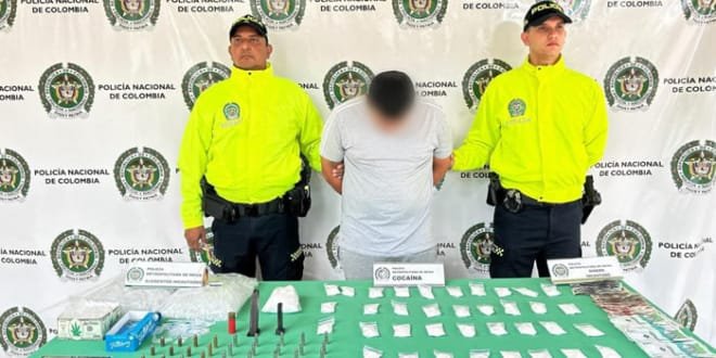 Joven detenido en la Comuna Uno con armas y droga
