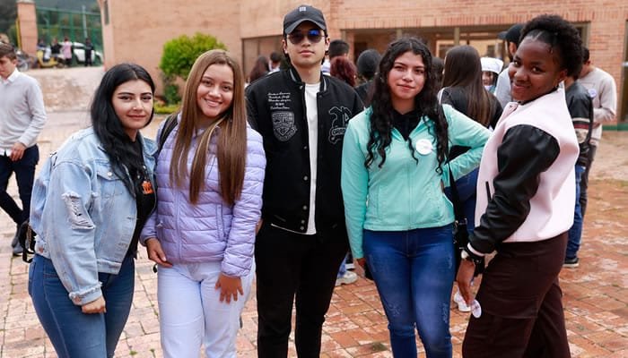 Recursos de Renta Joven para apoyar a aprendices del Sena
