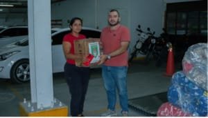 Entrega de ayudas humanitarias en Pitalito