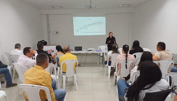 Realizada capacitación de alimentos en Neiva