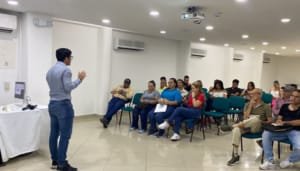 Capacitación a operadores turísticos de Neiva