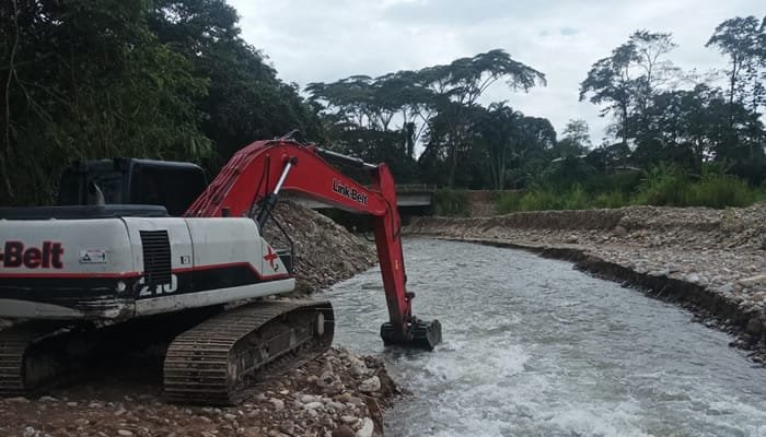 Efectuada labor de dragado en río de Pitalito