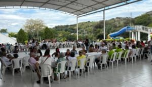 Garzón y el homenaje a sus adultos mayores