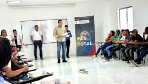 Respaldo a jóvenes en proceso de reincorporación