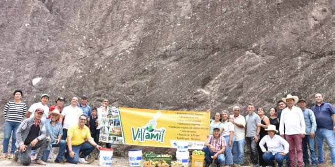 Mural para promocionar turismo y paz en Vegalarga