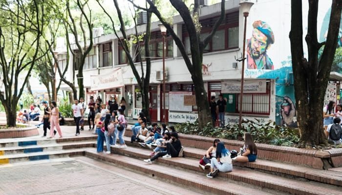 Convocatoria en la Usco para que estudiantes egresen con doble titulación
