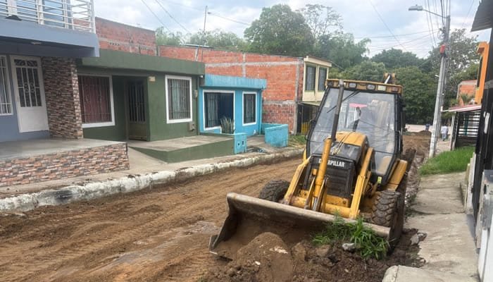 Obras de pavimentación en Garzón