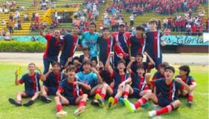 Neiva y sus campeones intercolegiados de fútbol