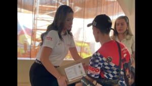 Entregadas ayudas a víctimas de incendios y vendavales en Neiva