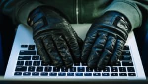 Cargos a ex tesorera de Saladoblanco