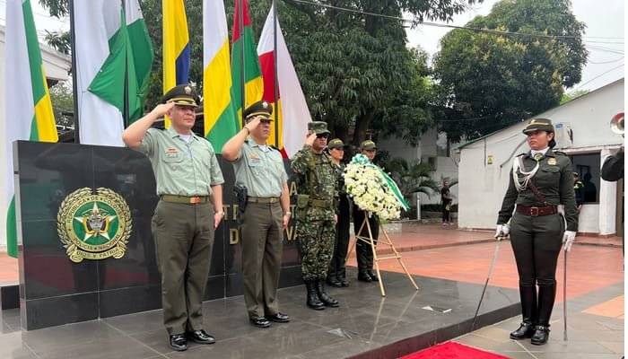 Policía conmemora a agentes muertos en San Luis