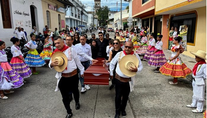 Garzón despidió a gestor cultural