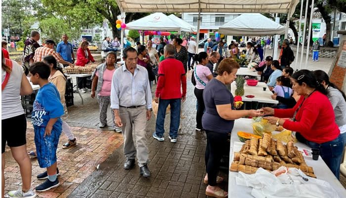 Mercado campesino en Garzón