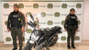 Recuperada moto hurtada en la Comuna Siete