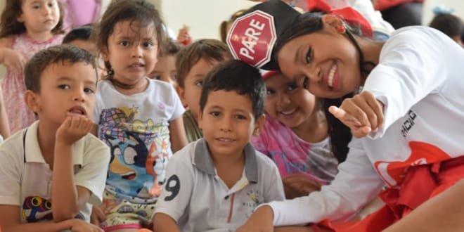 Talleres en Neiva enseñan valores a niños de la primera infancia