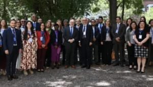 Gobierno se compromete con la educación superior